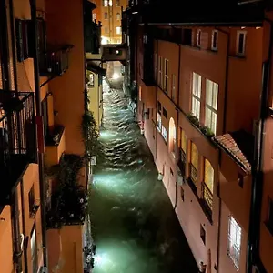 https://sibilla-suite-apartment.emilia-romagnahotels.net