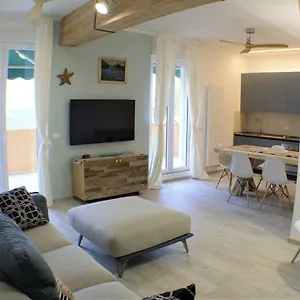 https://casemaggi-beach-house-terrace.hotelitalianriviera.com